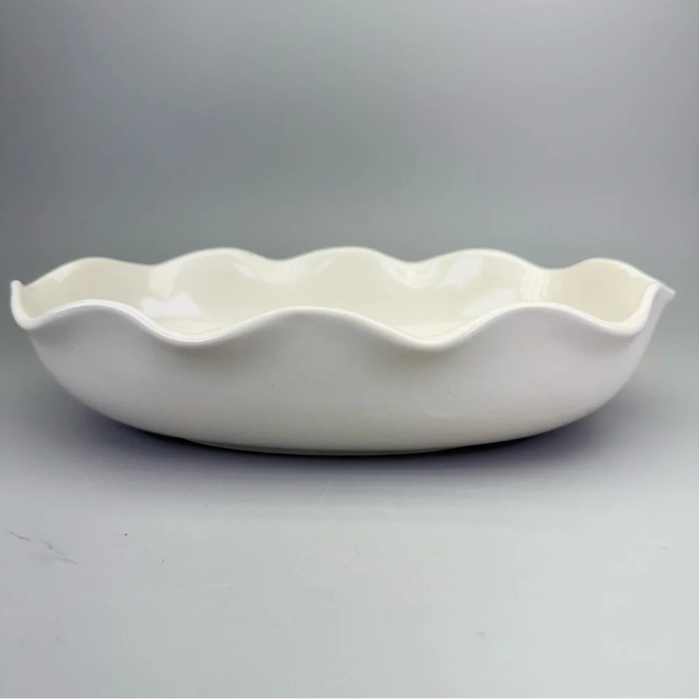 Vintage Abingdon Pottery Serving Bowl - Picture 1 of 11